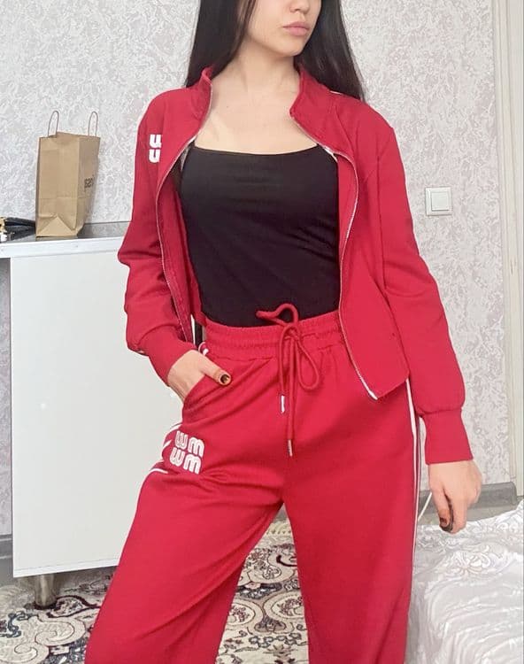 Ayollar uchun sport kiyim — 5