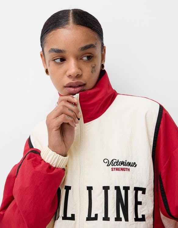 Ветровка Bershka Xs — 2