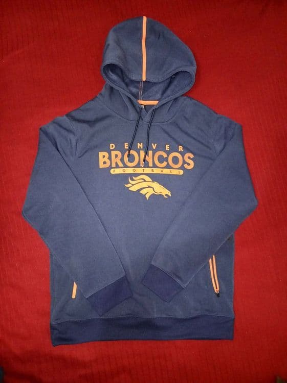 Из США, толстовка с капюшоном от бренда Denver Broncos — 2
