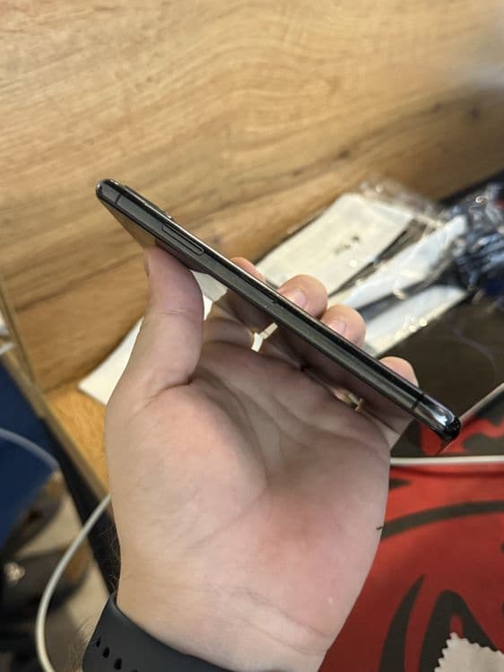 Iphone xs 64GB black — 4