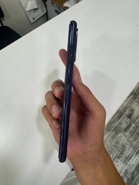 Samsung s20 fe 128 — 9