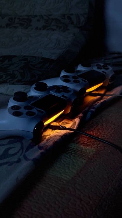 Playstation 4 idial pro 1tb srochna — 2