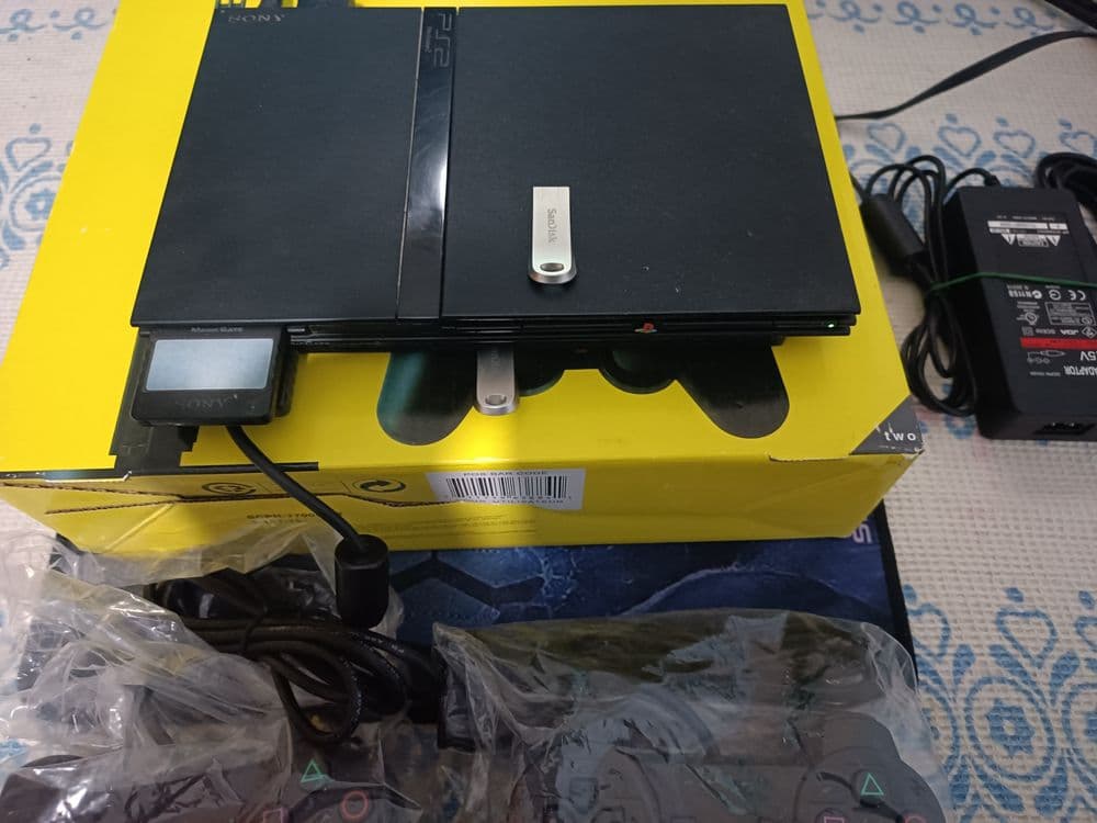 Playstation 2 + 70ИГР — 1