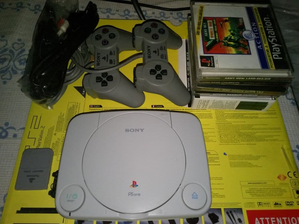 Ps one игравшая приставка в идеальном состояние! — 1
