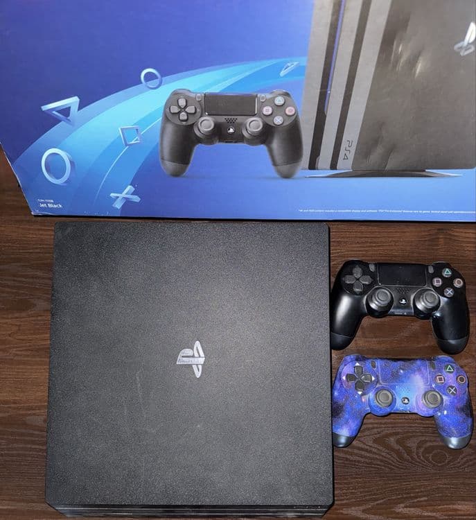 Playstation 4 Pro 1-TB — 2