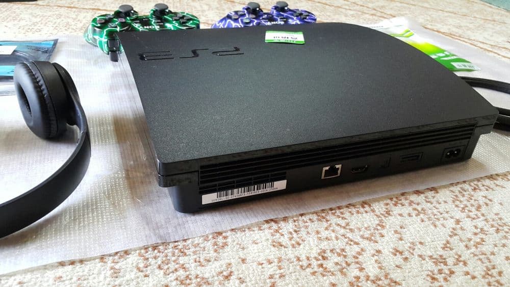 AKSIYA!!! Playstation 3 Slim + Prashivka + 30ta Games. — 2