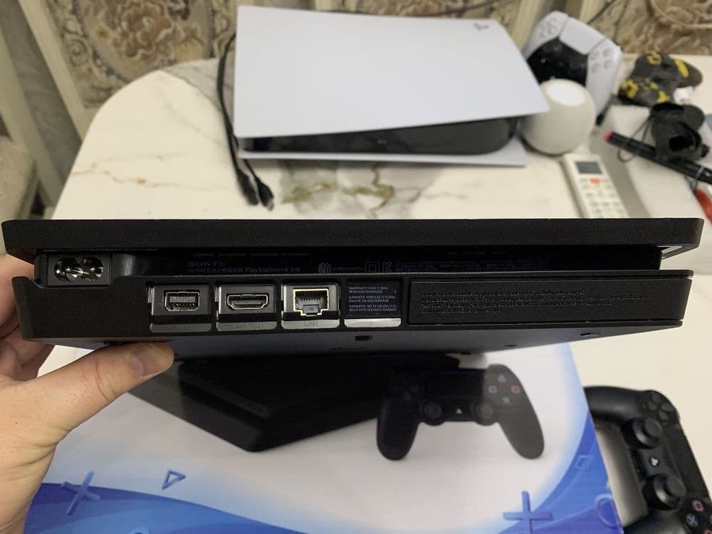 Продам playststion4 slim 1TB с играми на борту как на фото — 4