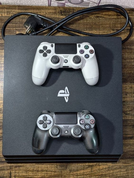 Игровая приставка PlayStation 4 pro — 3