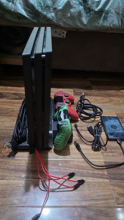 Продам Playstation 4 PRO! 2 джойст + 1тб внешний жд! ПО 9.0 GoldenHen! — 6