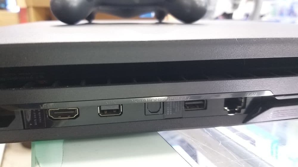 Plestation 4 pro 3 reviziya — 11