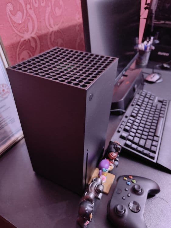 XBOX Series X  игровая консоль — 3