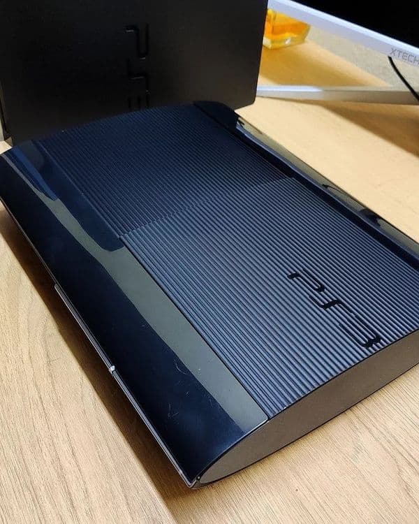 Ps3 sony playstation super slimlar sotiladi — 2