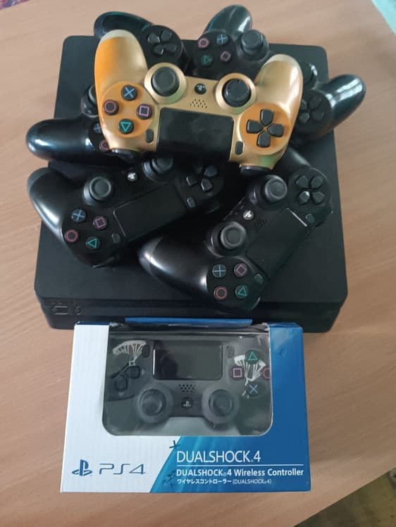 Playstation4 joystiklari bilan — 4