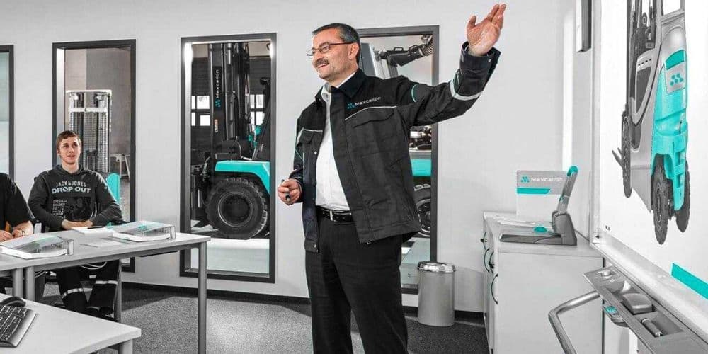 Тяговый аккумулятор WET / Кислотно-свинцовый 48 V 620 Ah от бренда INC — 3