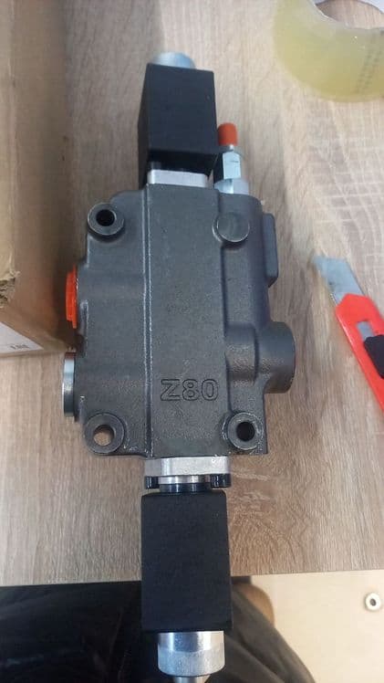 Распределитель Z80 A ES3 12V, "Badestnost" Болгария. 80 л. — 6