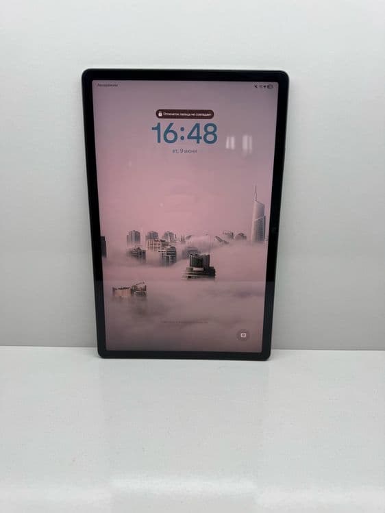 Galaxy Tab S9 FE+ 5G 12/256GB — 4
