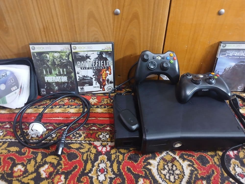 Xbox 360 полный комплект в отличном состоянии — 3