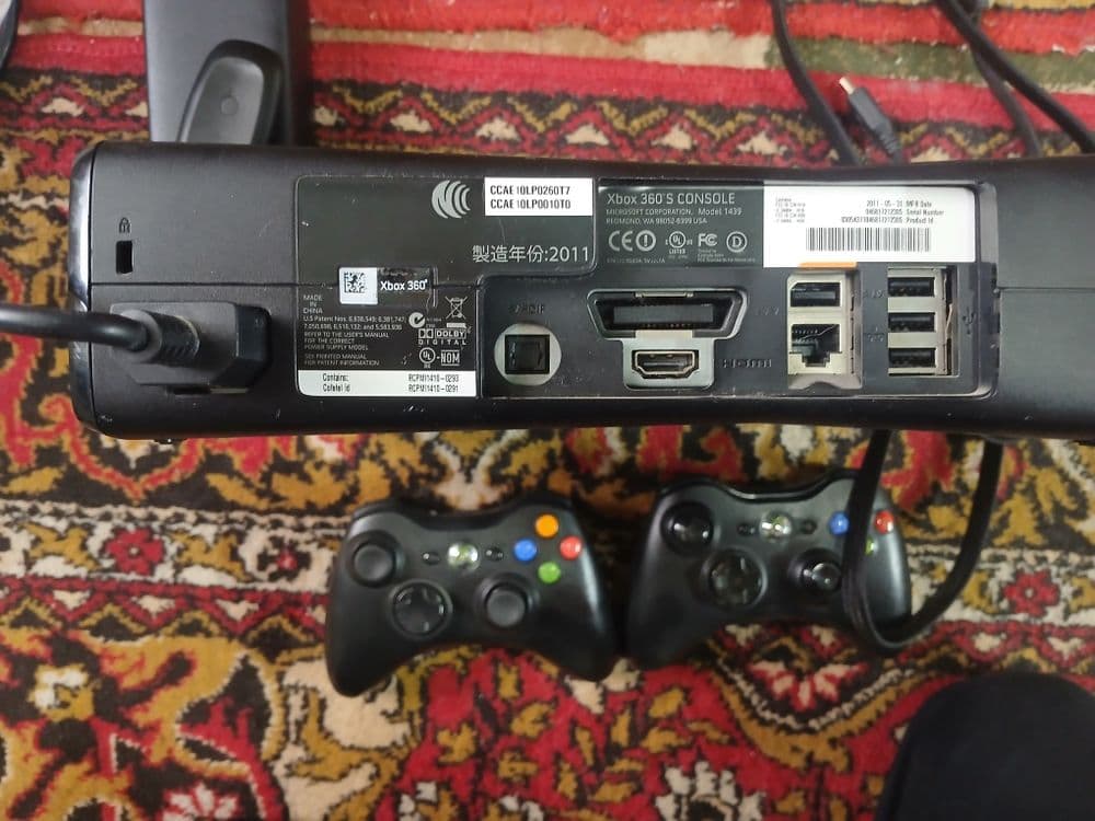 Xbox 360 полный комплект в отличном состоянии — 5