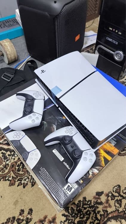 Playstation 5 продам как на фото б.у как новый привозной гарантия год — 9