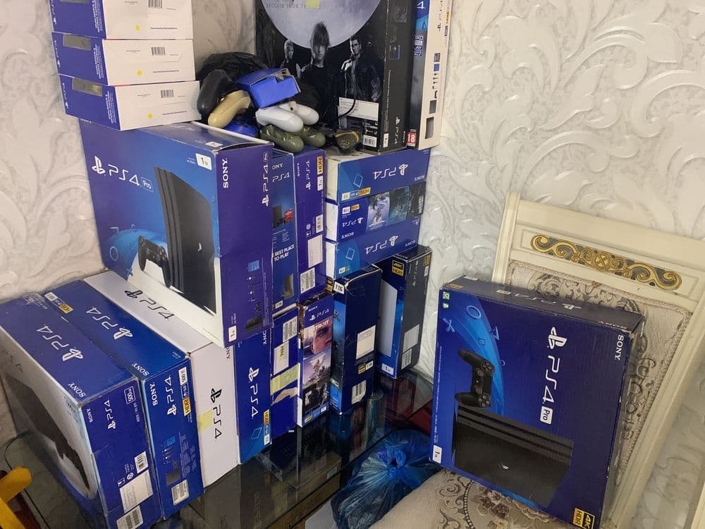 Рс4 слим 1TB HDR с играми 12-17 и один джестика оригинал — 5