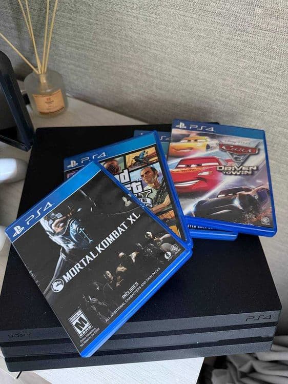 PlayStation 4 Pro — 2