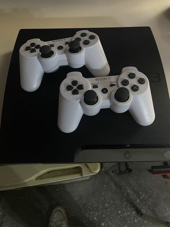 Playstation 3 srochno sotiladi xolati a’lo — 6
