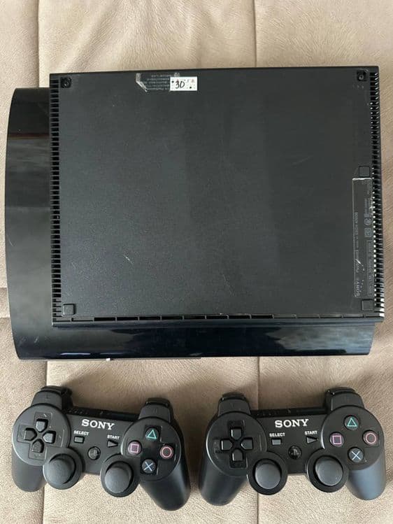 Playstation 3 superSlim/500gb/2 ta yangi pult — 2