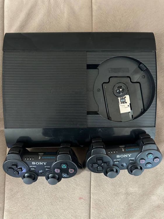 Playstation 3 superSlim/500gb/2 ta yangi pult — 3