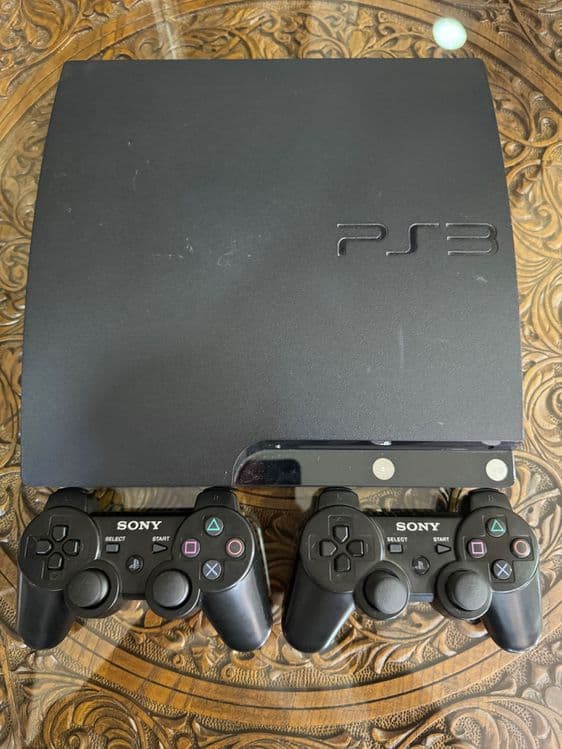 Playstation 3 slim — 1