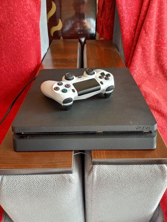 Play Station 4 слим. 1 Tb. Идеал холатда — 3