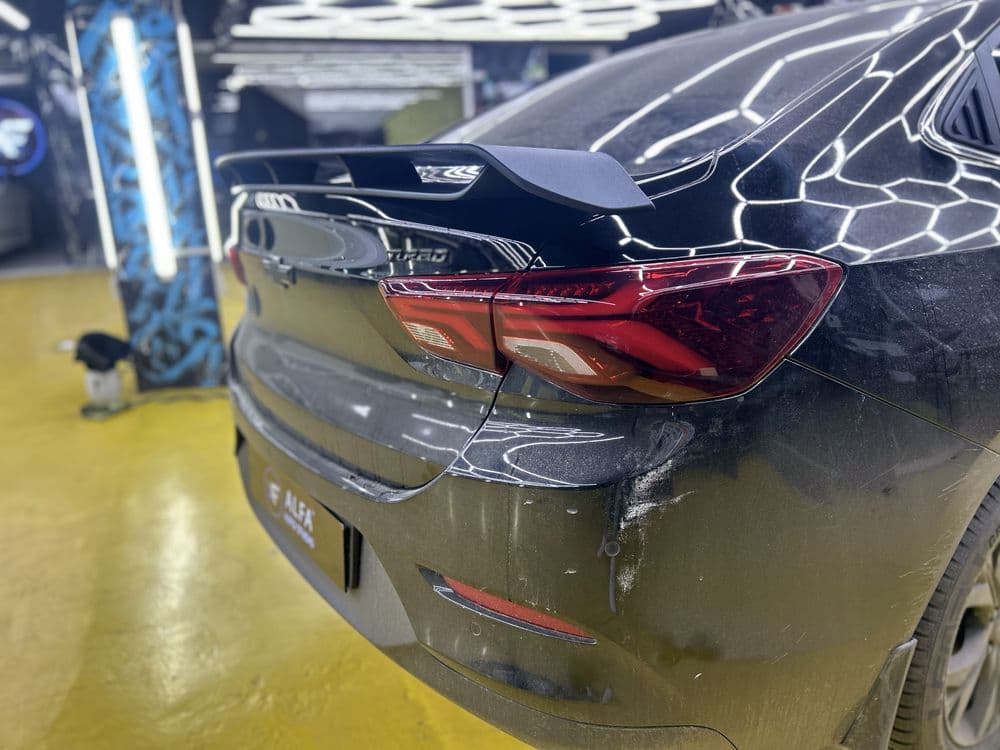 Onix Spoiler Tuning Сойлер на богажник оникс — 1