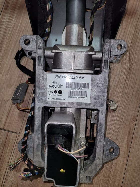 Продам руль от Jakuar xj 351 — 4