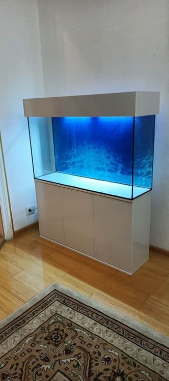 Akvarium yangi 260l — 1