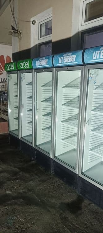Витрина холодильники срочно продается — 5