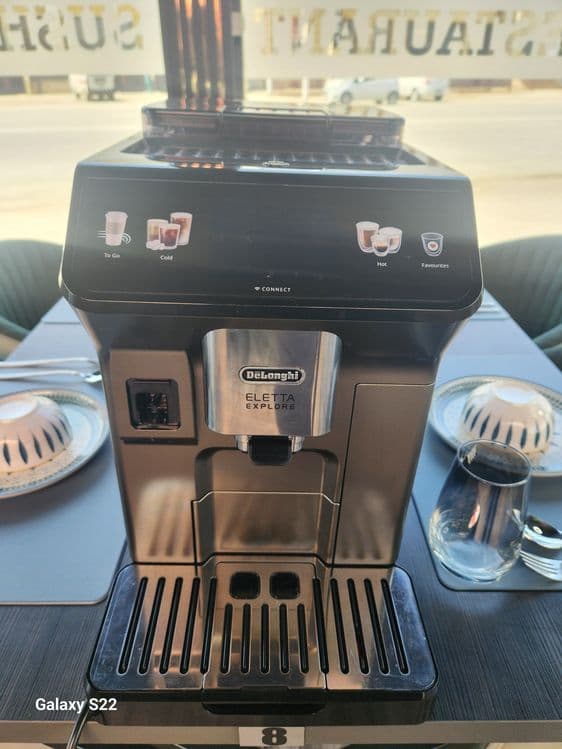 Кофемашина " Delonghi Eletta Explore ECAM" . — 5