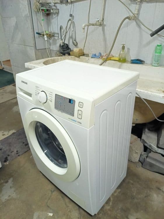 Samsung 6 kg eco bubble aybi yoʻq zoʻr ishlidi dastafka ustanofka bor — 2