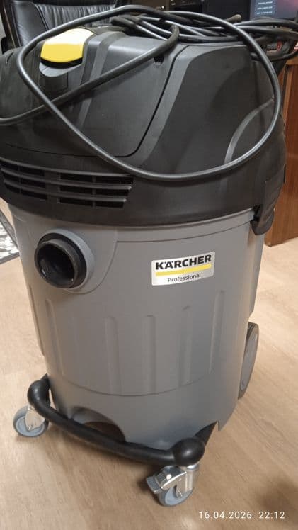 Пылесос каршер для сухой и влажной уборки профисеональный — 13