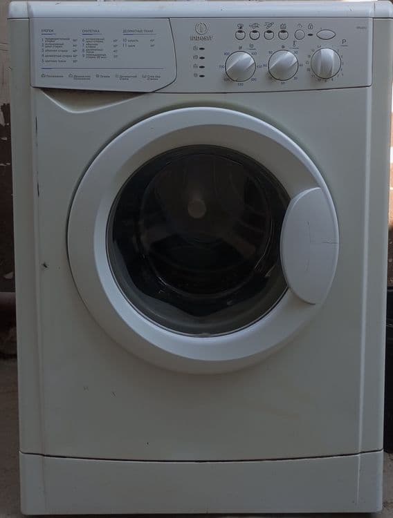 Стиральная машина Indesit 6кг. — 2
