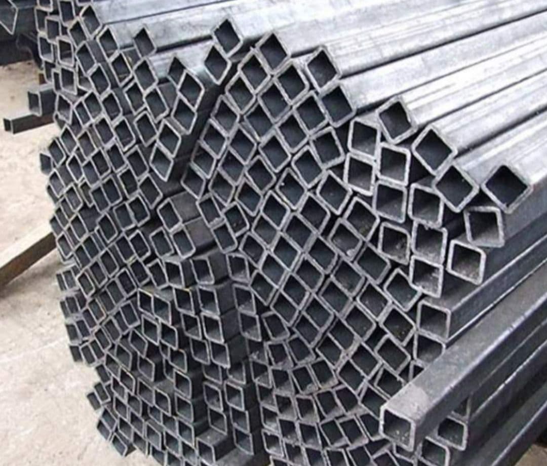 Metall profel 8*4 — 1
