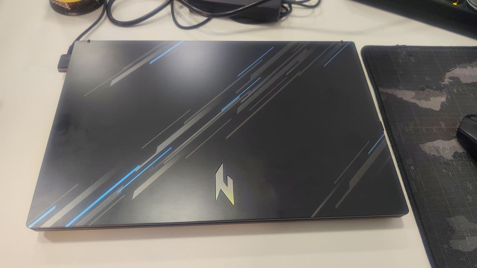 ACER NITRO V 15 — 1