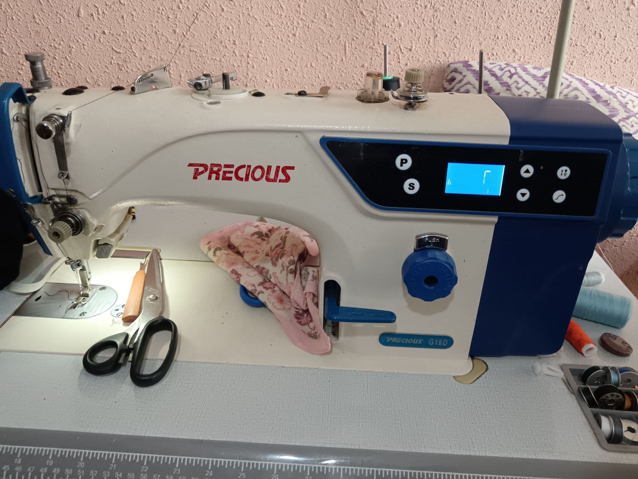 Тикув машинаси Precious — 1
