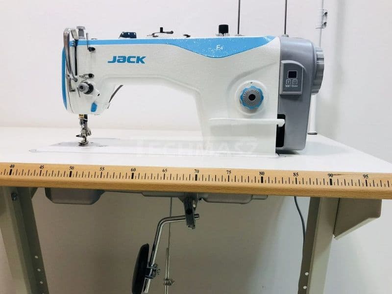 TIKUV MOSHINA JACK