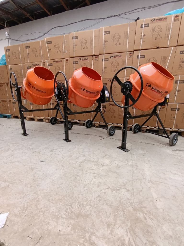 Beton qorgich elektr tokida ishlaydi CM180 Mirolis — 1
