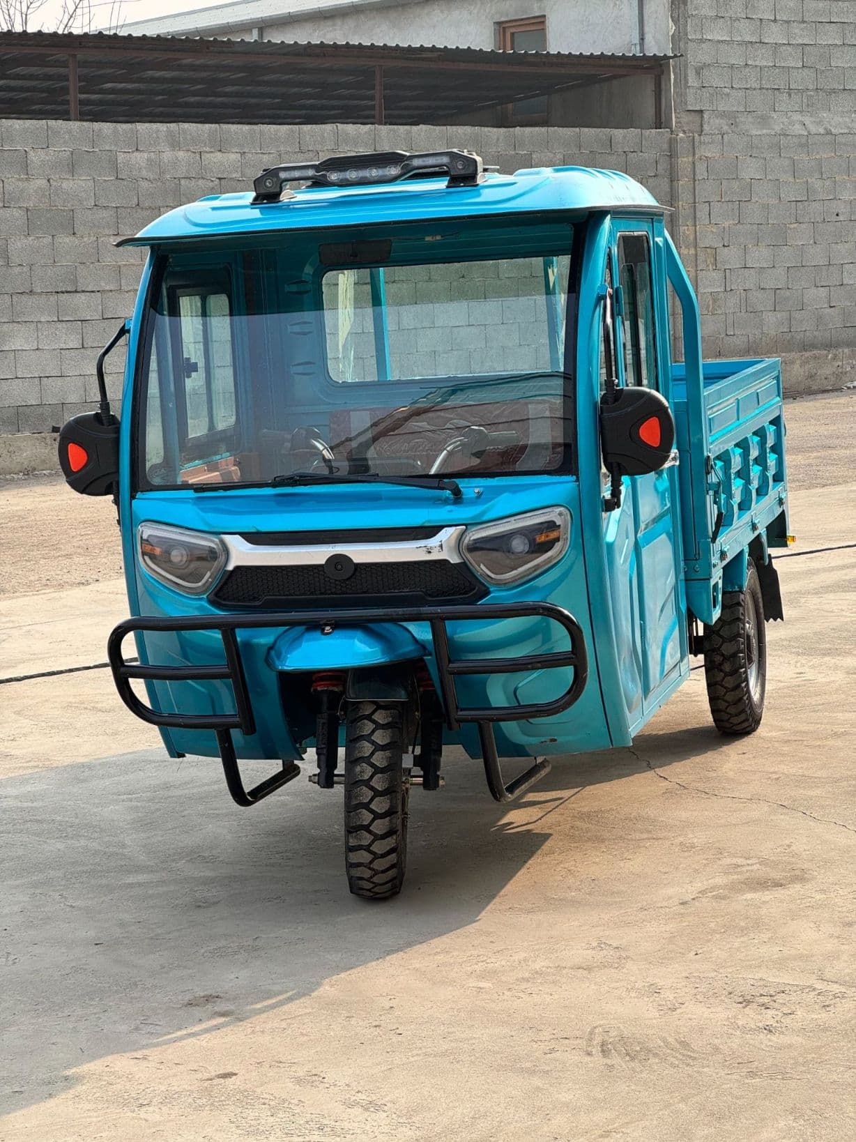 Mototransport vositasi BOBO — 1