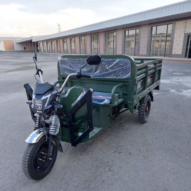Uch gildirakli moto — 1