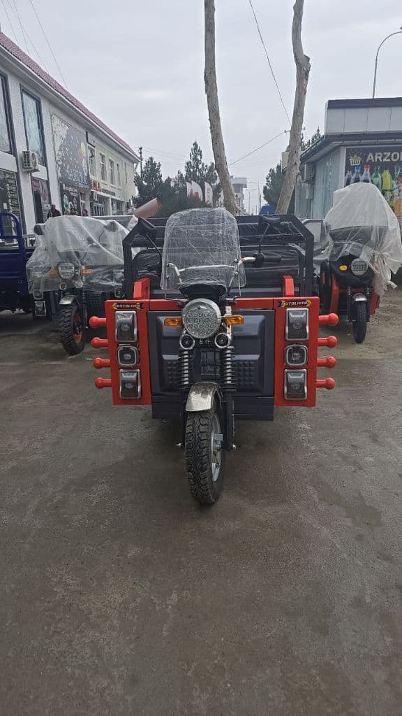 Электроциклы трехколесные Номинальное напряжение (1500W-2000W) 60V-72V 6шт аккумулятор 38850 кг — 1