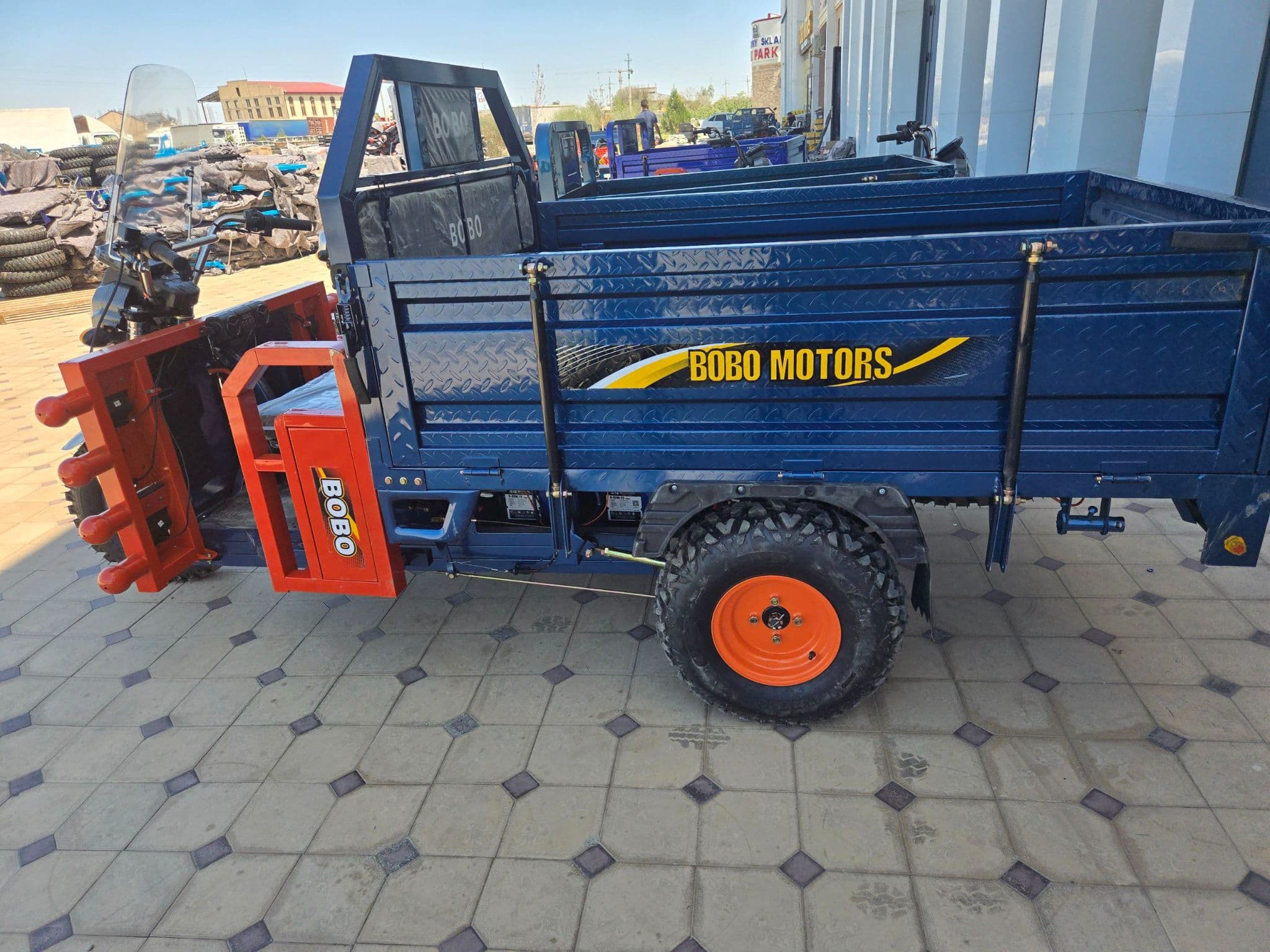 Motoroller BOBO — 1