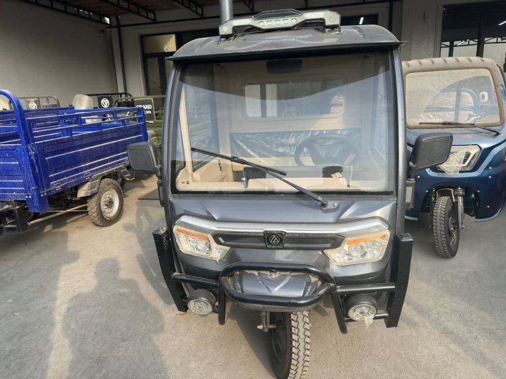 MOTOROLLR BOBO KABINALI — 1