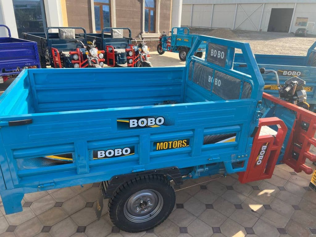Motoroller BOBO — 1