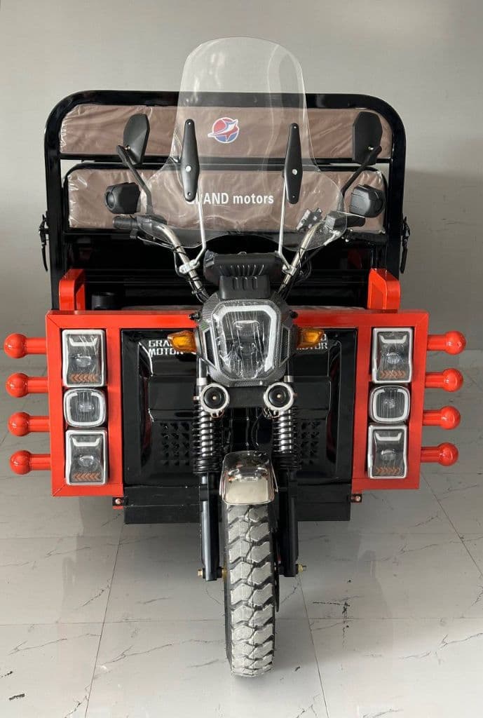 UCH G'ILDIRAKLI ELEKTRO MOTOTRANSPORT — 1